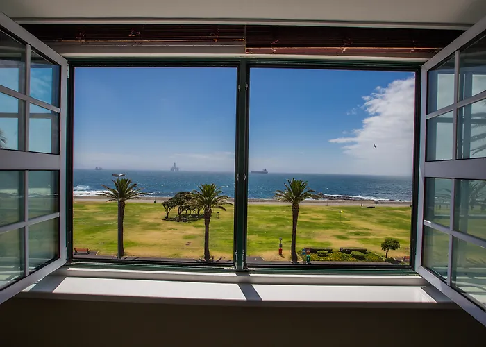 Winchester By NewmarkBoutique Hotel